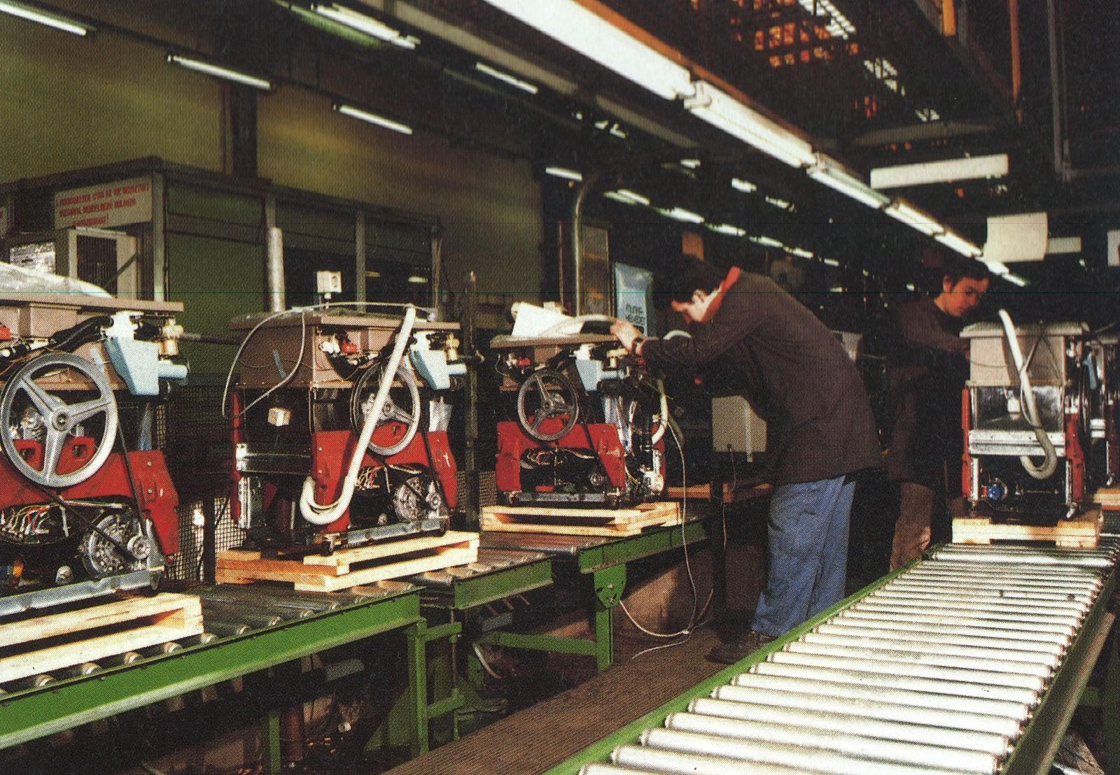 Automata HAJDU mosógépek összeszerelése